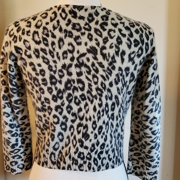 Sweater - Picture 3 of 3